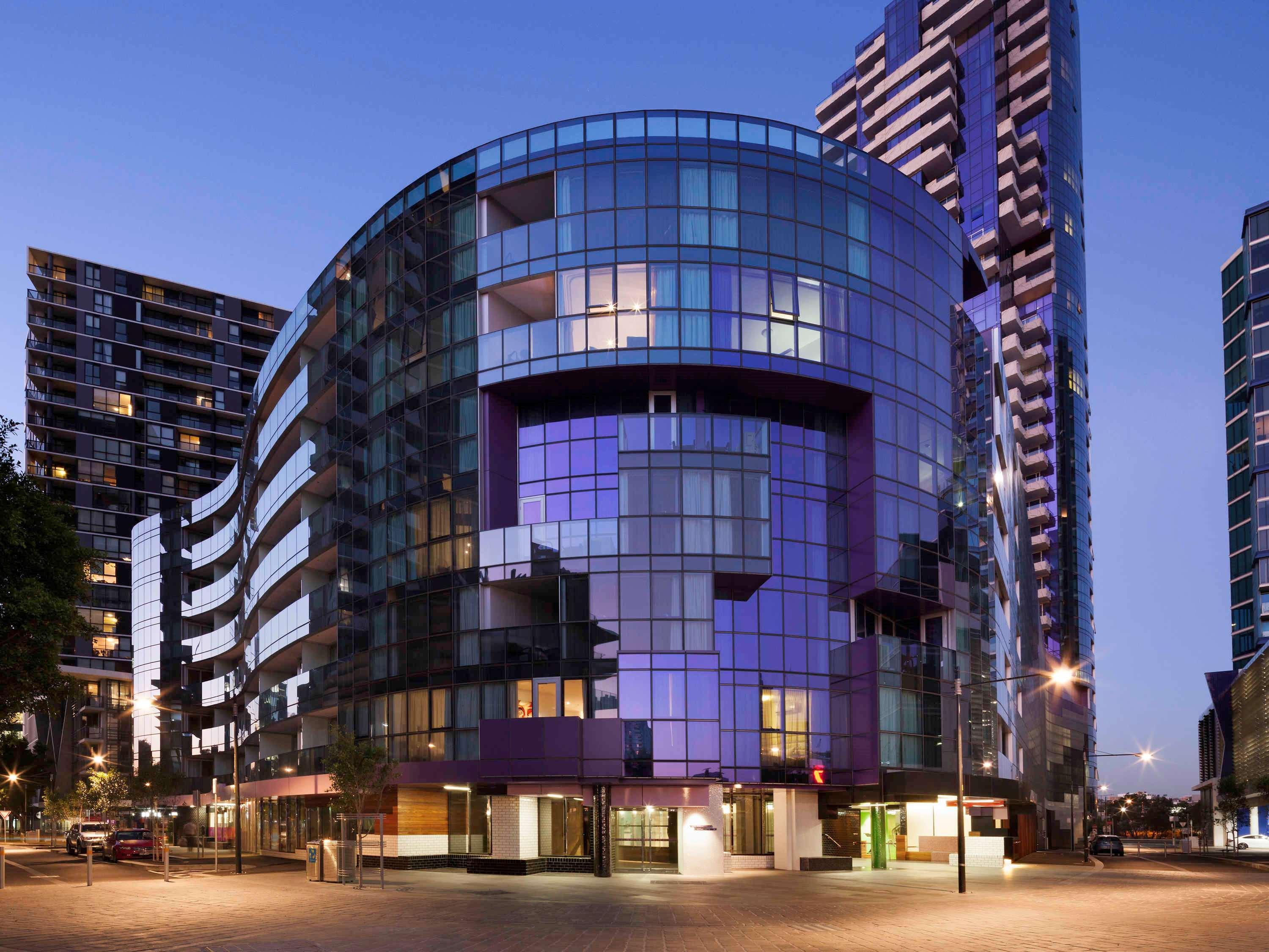 The Sebel Melbourne Docklands Hotel Exterior foto